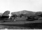 3_Veduta di un campo di aviazione nell'estate 1941.jpg