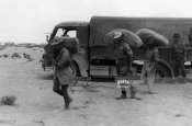 8_ German soldiers Egyptian front El Alamein September 1942.jpg