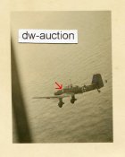 Stuka Ju 87 mit Staffelabzeichen uber Kanal nach England.jpg