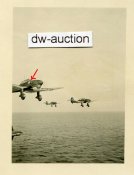 Ju 87 mit Staffelabzeichen uber Kanal nach England 2.jpg