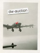 Stuka Ju 87 mit Staffelabzeichen auf Flug nach England 3.jpg