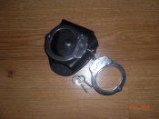 Продам одним лотом наручники и резиновую дубинку.