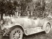 1_SOLDATI A BORDO SU FIAT TORPEDO 510 S 1920-1925.jpg