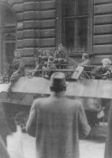 ROAInfRegt1.Prague.8May1945.SdKfz251,16 - 001.JPG