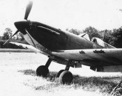 Spitfire_Mk_I_flown_by_Richard_Hardy_of_234_Squadron_N3277_AZ-H_Cherbourg_1940.jpg