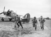 American_pilots_No_71_Eagle_Squadron_Hurricanes_Kirton-in-Lindsey.jpg