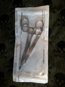 иглодержатель, зажим, скальпель.jpg