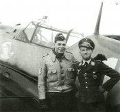 Hubert-Kroeck-congratulates-Douglas-Pitcairn-from-1.JG51.jpg