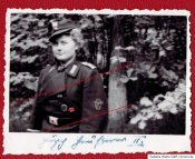 женщина в униформе полции.jpg