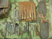 Werkzeug Waffenmeister Bordwerkzeug Wehrmacht WH WW2 Mauser MG MP 08 Flak Kübel_01.JPG