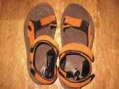 Лот№А139 Сандалии армии Великобритании All Terrain Suede Sandals.