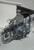 1_Bersaglieri 2° BTG Foto Militare MotociclettaUfficiale Albania Targa.jpg