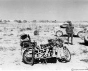 3_Autocolonna in marcia in territorio egiziano nell'estate 1942.jpg
