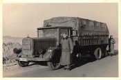 LKW_Mercedes_Lo_3500_bei_B_derich_D_sseldorf.jpg