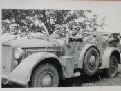 Italien_1943_mittlerer_Einheits_PKW_Horch_901_d.jpg