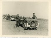 Russland_PKW_Auto_K_belwagen_Vormarsch_12_Panze (1).jpg