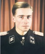 peiper_rk-e_trager-1.jpg