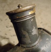 Треугольная канистра немцы