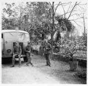 9_Soldaten der Wehrmacht mit italienischem Fiat Coloniale LKW .....jpg