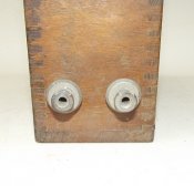 Batteriekasten alter Art mit spezial Stecker für den Artillerielautsprecher 1.JPG