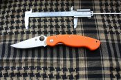 реплика Spyderco military orange