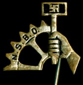 ЧЛЕНСКИЙ ЗНАК NSBO.jpg