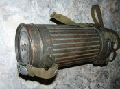 Противогаз WH и бачок с оригинальными ремнями