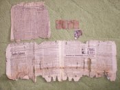 З гаманця німецького солдата (залишки газет,квитки,фото-вкладиш-Гітлер)