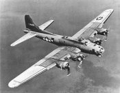 B-17G-30-DL_on_bomb_run.jpg