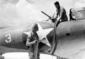Dauntless, Johnston I. 1943.jpg