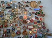 150 штук знаки / медали / значки 150 шт. одним лотом