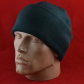 Шапка из микрофлиса черная