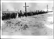 Rast einer italienischen Einheit während des Marsches 17.01.1942.jpg