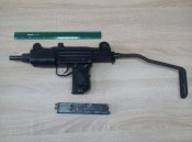 uwrS-3FZVr4.jpg