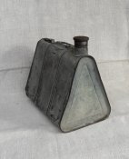 Треугольная топливная канистра Kraftstoff 10 Ltr. (Вермахт)