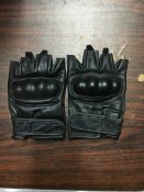 Перчатки тактические кожаные без пальцев с демпфером Mil-Tec Black, 12504502. Размер М