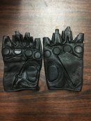 Перчатки тактические кожаные без пальцев с демпфером Mil-Tec Black, 12504502. Размер М