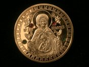 Богородица с младенцем - защитный жетон оберег