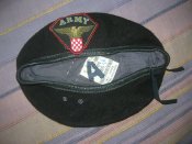 Берет черный