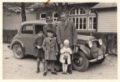 Mercedes Benz 200 w 21 - 1938.jpg