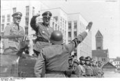 Bundesarchiv_Bild_101III-Weiss-046-14,_Russland,_Minsk,_Ordnungspolizei,_Bach-Zelewski.jpg