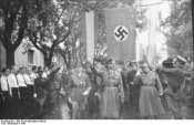 Himmler_an_der_spanischen_Grenze_in_Hendaye-Ville_Frankreich_1940_Bild_101III-Wisniewski-040-30.jpg