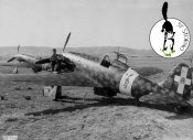 11_Revisione ad un Macchi 202 in un campo di aviazione della Sardegna nel giugno 1942.jpg