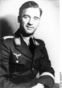 Bundesarchiv_Bild_146-2006-0093%2C_Eduard_H%C3%BCbner.jpg