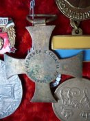 Крест 11-й армии за бои в Албании Горячность и Упорство
