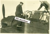 Geschw. 77 Hptm. RK Stimpel nach 300 Feindflug.jpg