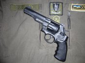 Распродажа! Коллекционный пневматический револьвер Umarex Smith & Wesson R8 Германия