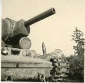 Russland Beute Panzer Tank KW-2 2.JPG