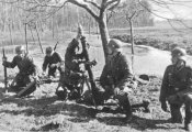 80mmschweregranatwerferhn1.jpg