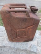 канистра 1942